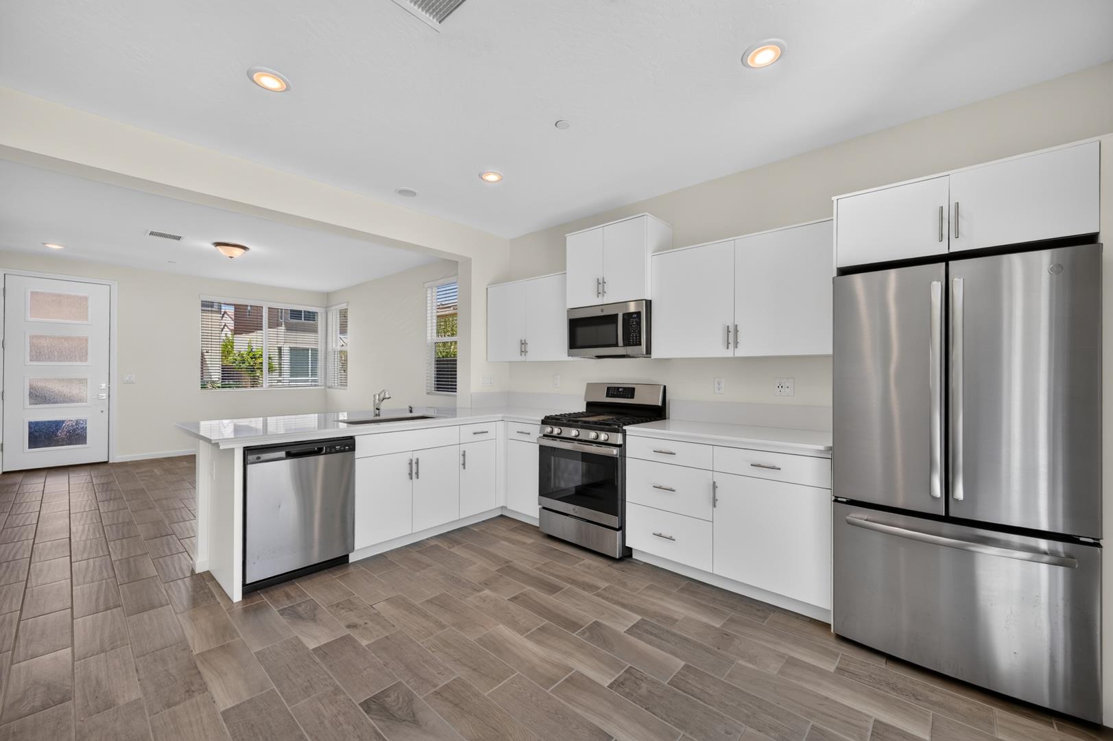 3762 Greystoke Way, photo 13