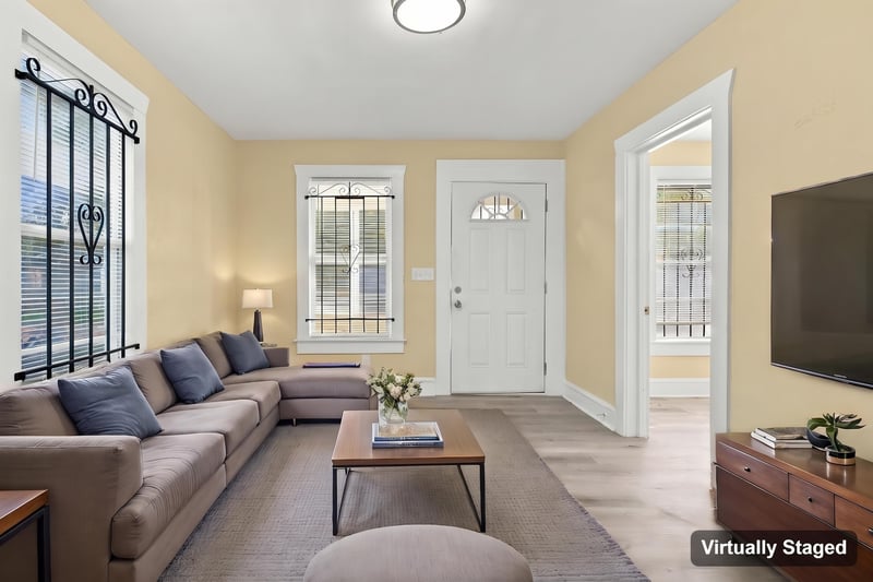 Living room with virtual staging, photographed by Megapixeler on W 24th St, Jacksonville