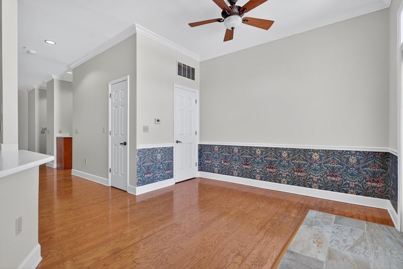 Dining Room at 430 E Bay St, Jacksonville, FL 32202