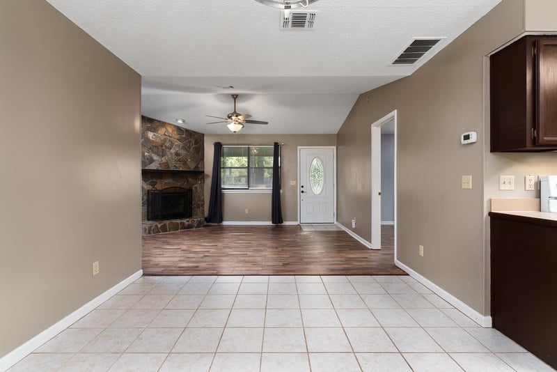 Photo 16 of 6092 Taylor Rd, Jacksonville, FL 32234, photographed by Megapixeler