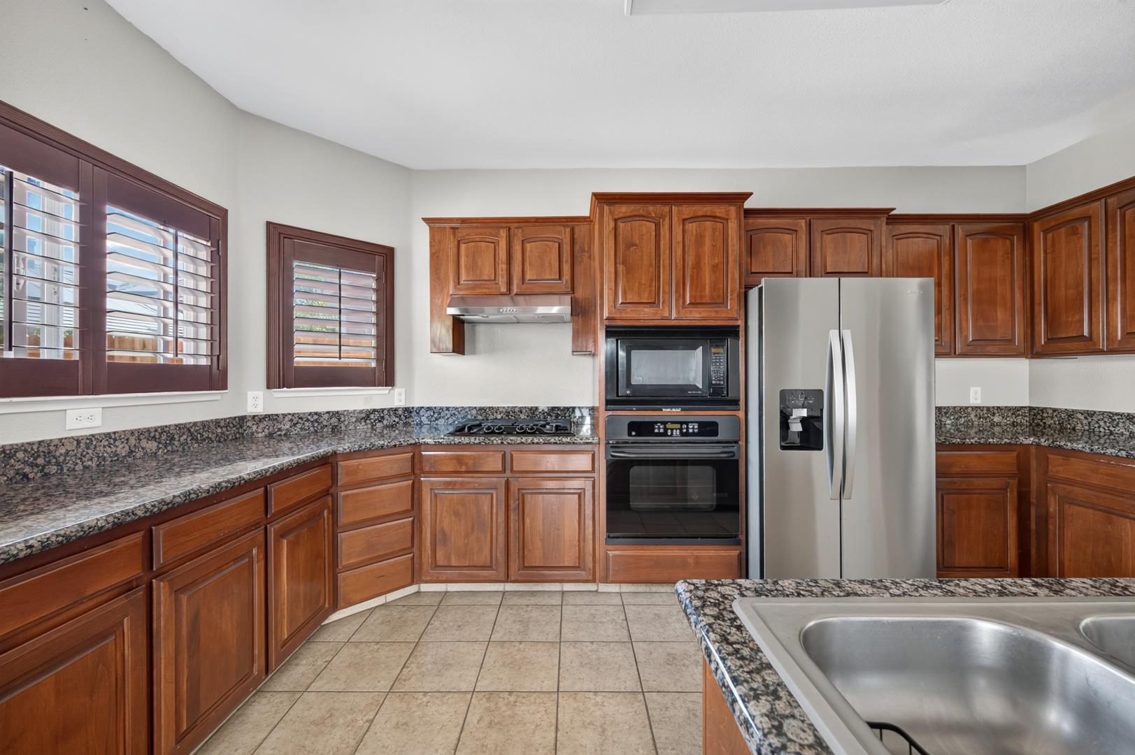 1114 E Oakmont Ave, photo 33
