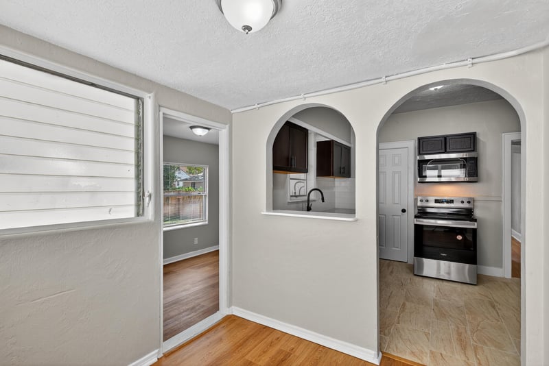 Photo 12 of 6619 Sunset Dr, Jacksonville, FL 32208, photographed by Megapixeler