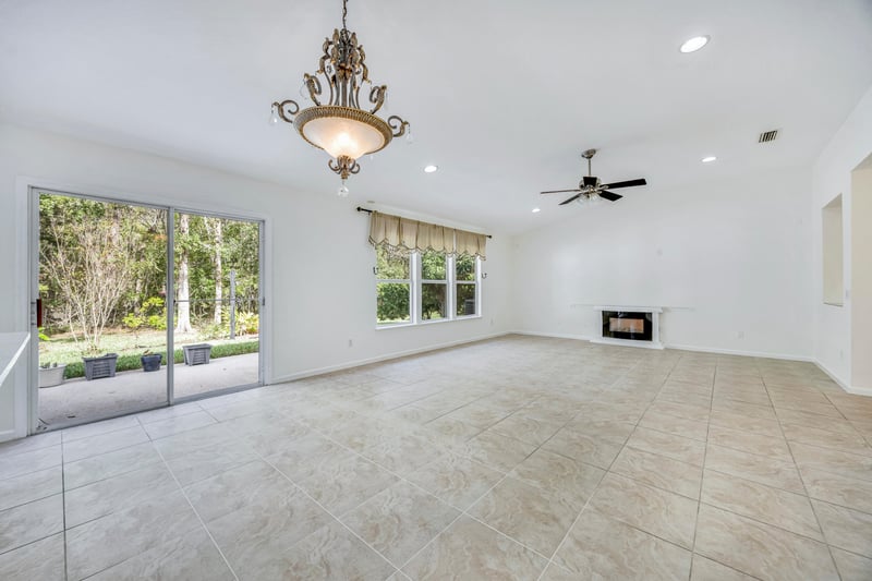 Photo 29 of 657 MacKenzie Cir, St. Augustine, FL 32092, photographed by Megapixeler
