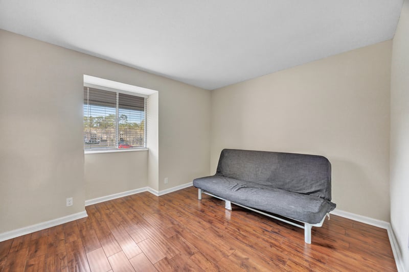 Photo 19 of 8880 Old Kings Rd S, Jacksonville, FL 32257, photographed by Megapixeler
