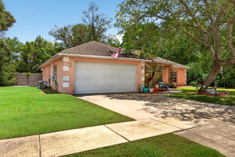 Photo 3 of 778 Alhambra Ave, St. Augustine, FL 32086, photographed by Megapixeler