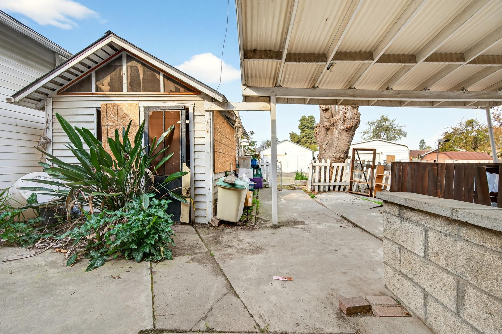 435 N Alta Ave, photo 72