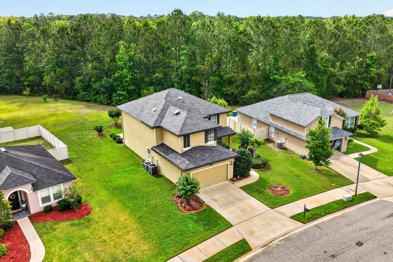 Photo 7 of 11442 Tori Ln, Jacksonville, FL 32218, photographed by Megapixeler