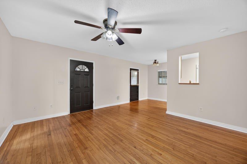 Photo 8 of 4231 Rendale Dr N, Jacksonville, FL 32210, photographed by Megapixeler