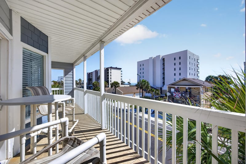 Photo 25 of 724 1st St S, Jacksonville Beach, FL 32250, photographed by Megapixeler