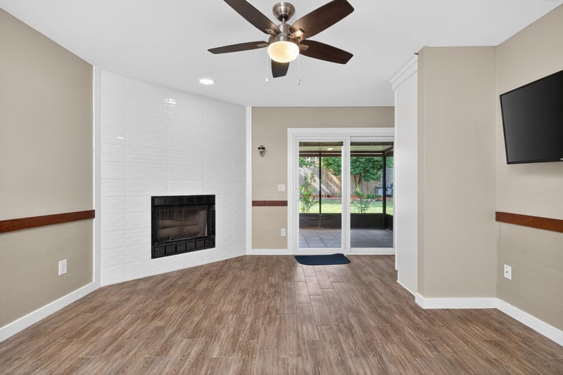 Photo 7 of 8137 Village Gate Ct, Jacksonville, FL 32217, photographed by Megapixeler