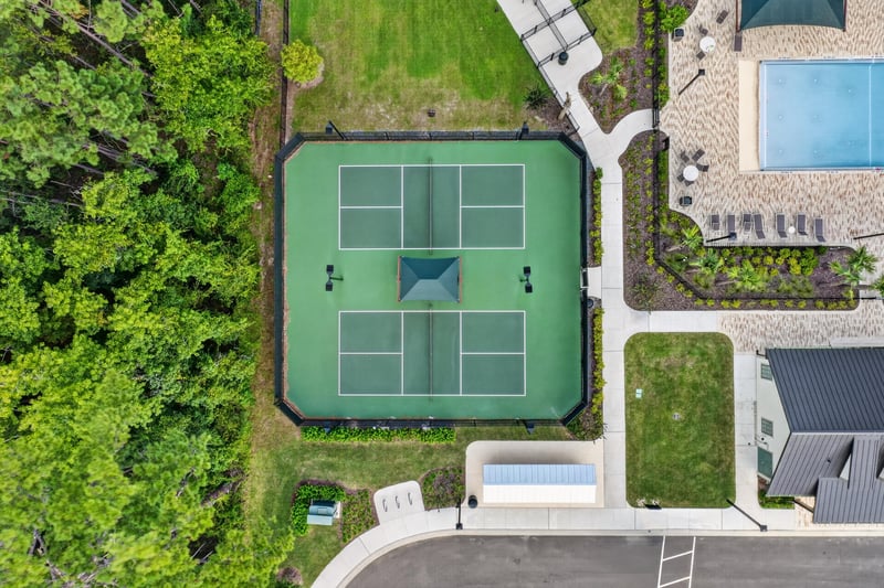 Aerial view of the community tennis courts in Middleburg, FL