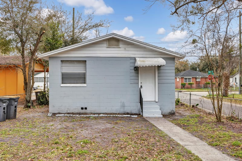 Photo 24 of 2037 W 13th St, Jacksonville, FL 32209, photographed by Megapixeler