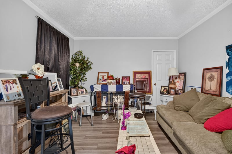 Photo 6 of 1811 Whitner St, Jacksonville, FL 32209, photographed by Megapixeler