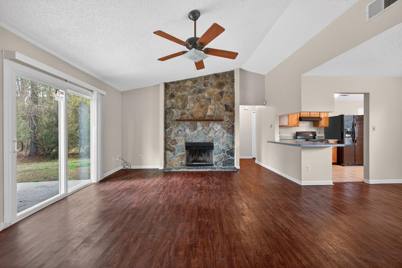 Photo 6 of 8725 Huntington Woods Cir N, Jacksonville, FL 32244, photographed by Megapixeler