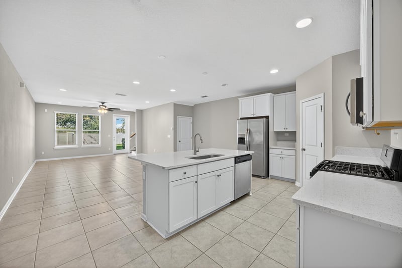 Photo 14 of 11233 Minnetta Ct, Jacksonville, FL 32256, photographed by Megapixeler