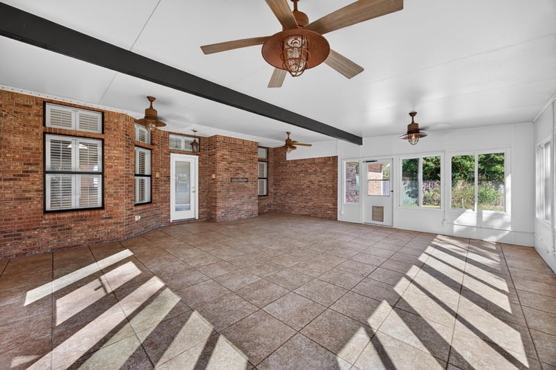 Photo 42 of 985 Sweetwood Ct, Orange Park, FL 32065, photographed by Megapixeler