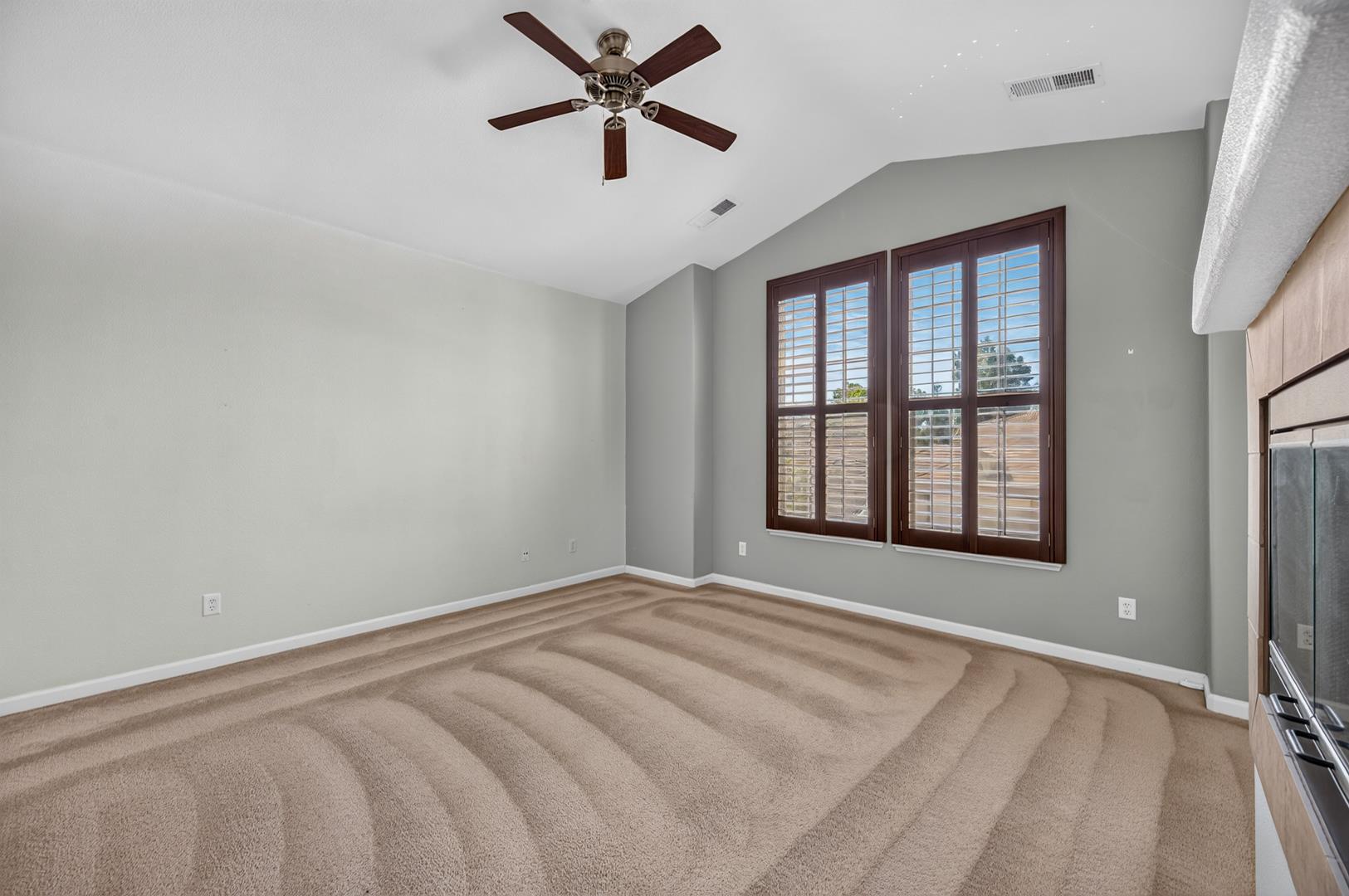 1114 E Oakmont Ave, photo 60