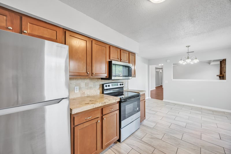 Photo 15 of 6124 Blank Dr W, Jacksonville, FL 32244, photographed by Megapixeler