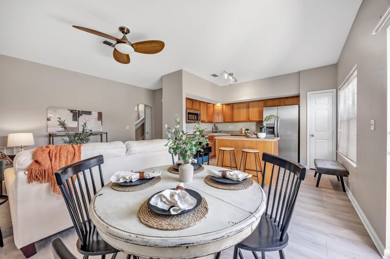 Photo 7 of 5260 Collins Rd unit 907, Jacksonville, FL 32244, photographed by Megapixeler