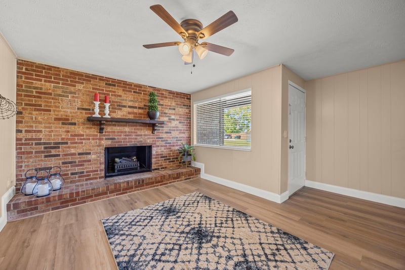 Photo 6 of 2517 Feit Ct, Orange Park, FL 32065, photographed by Megapixeler