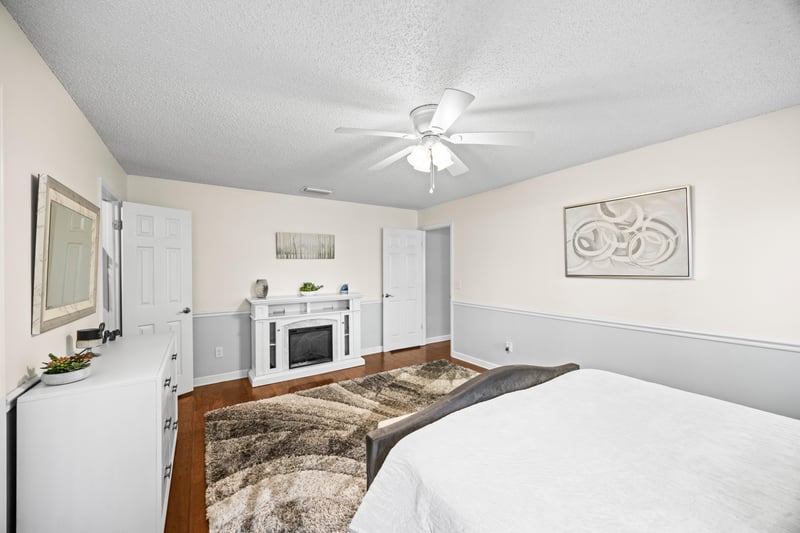 Photo 32 of 10928 Copper Hill Dr, Jacksonville, FL 32218, photographed by Megapixeler