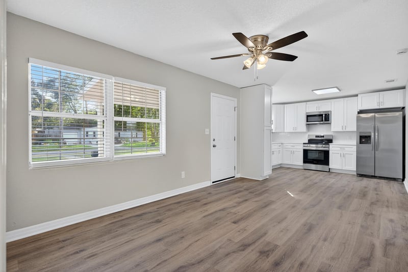 Photo 8 of 5437 Attleboro St, Jacksonville, FL 32205, photographed by Megapixeler