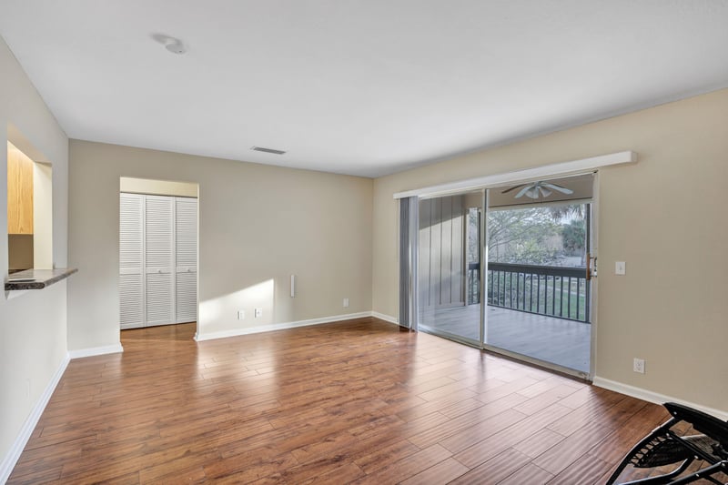 Photo 11 of 8880 Old Kings Rd S, Jacksonville, FL 32257, photographed by Megapixeler