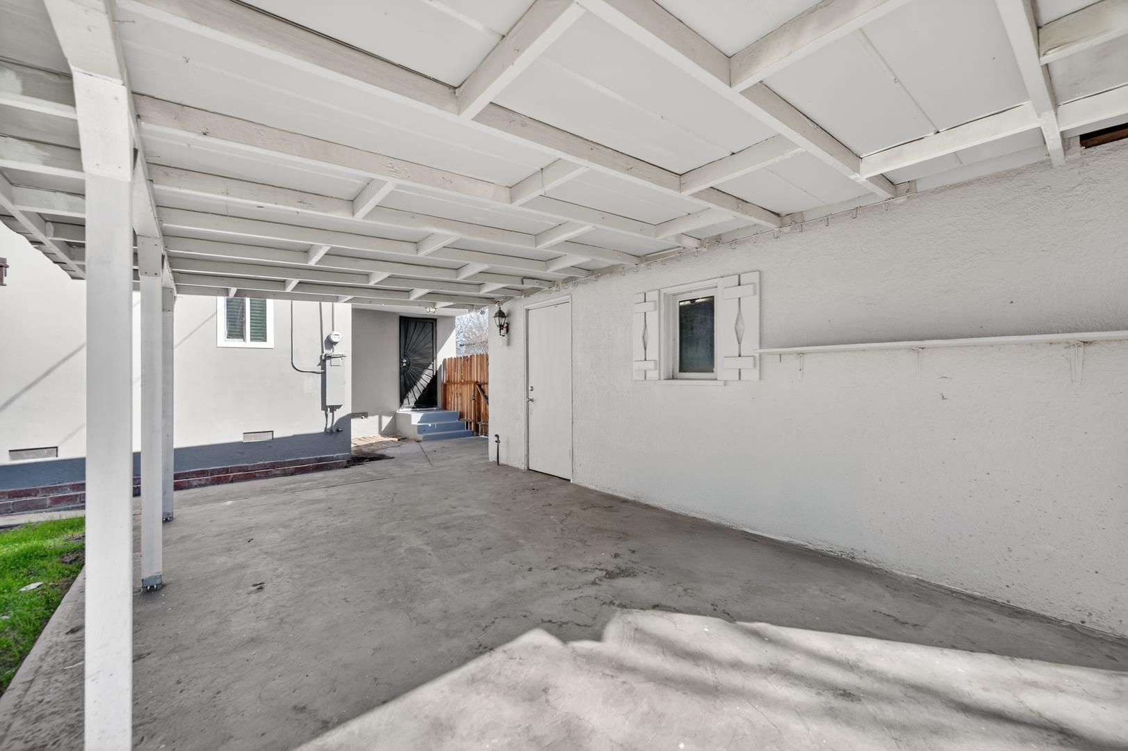 1146 E Cortland Ave, photo 32