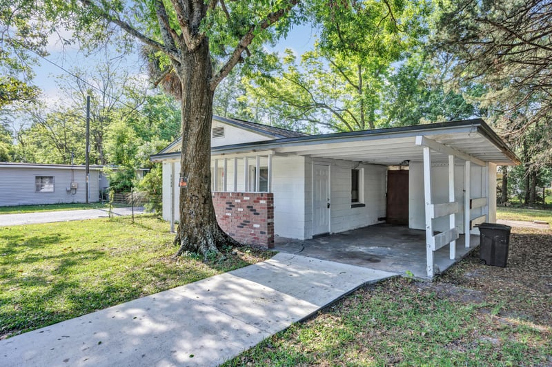 Photo 2 of 3126 Dignan St, Jacksonville, FL 32254, photographed by Megapixeler
