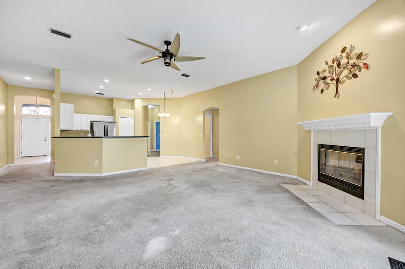 Photo 14 of 4565 Mainmast Ln, Jacksonville, FL 32277, photographed by Megapixeler