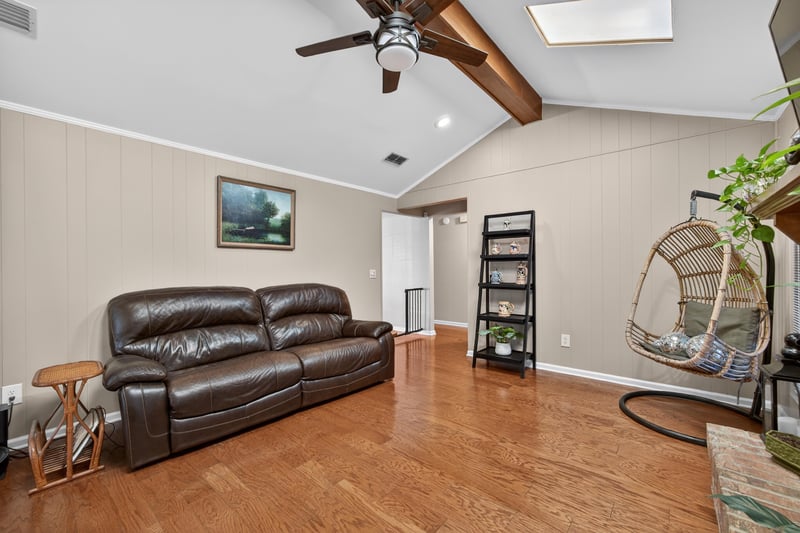 Photo 9 of 1546 Dolphin St N, Orange Park, FL 32073, photographed by Megapixeler