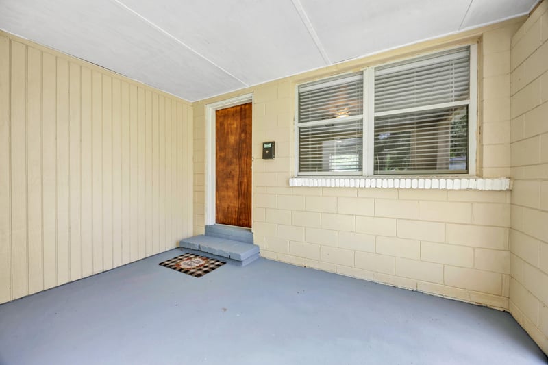 Photo 4 of 6816 Lotus Rd S, Jacksonville, FL 32211, photographed by Megapixeler