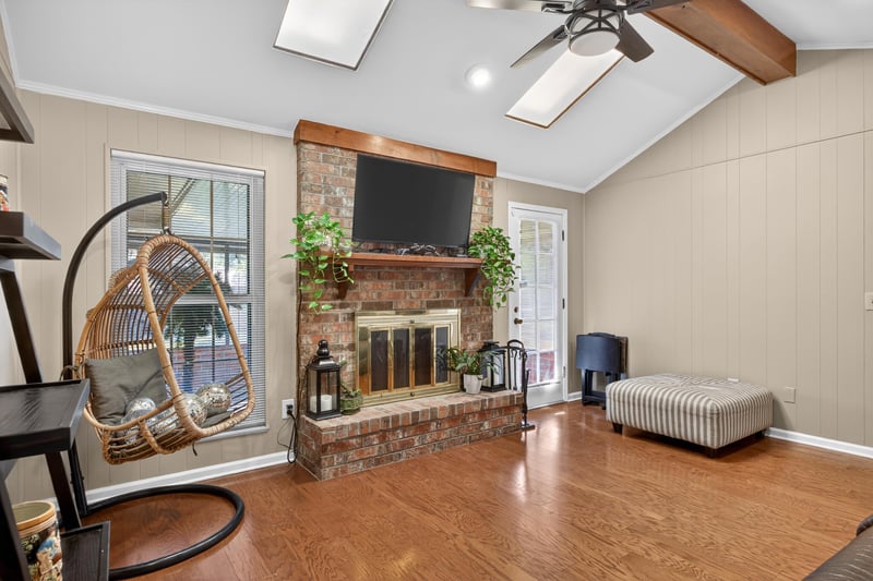Photo 7 of 1546 Dolphin St N, Orange Park, FL 32073, photographed by Megapixeler