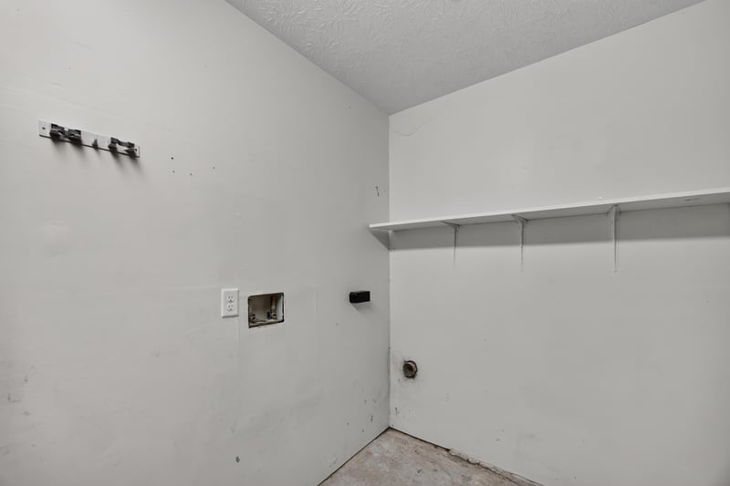 Laundry room with hookups at 1083 Stokes St, Jacksonville, FL