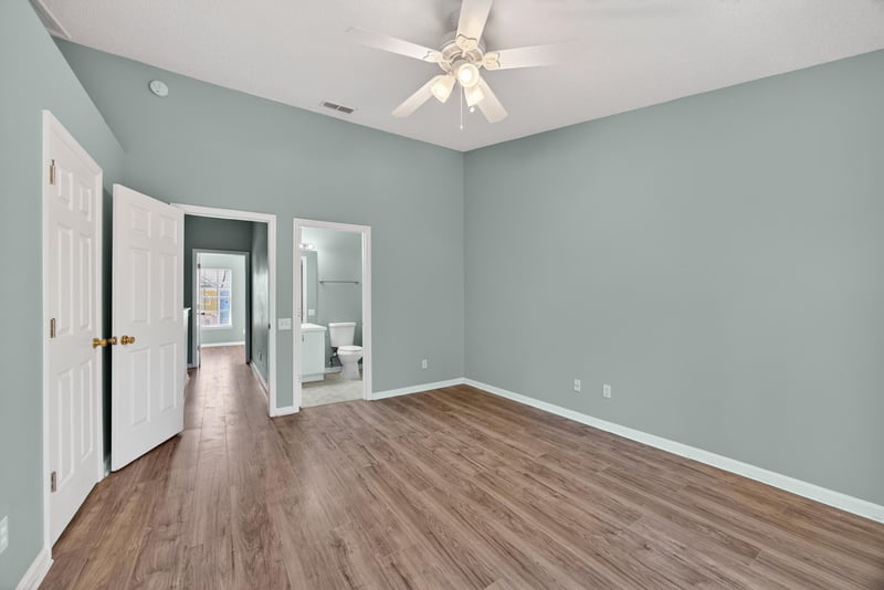 Photo 17 of 12311 Kensington Lakes Dr unit 1106, Jacksonville, FL 32246, photographed by Megapixeler