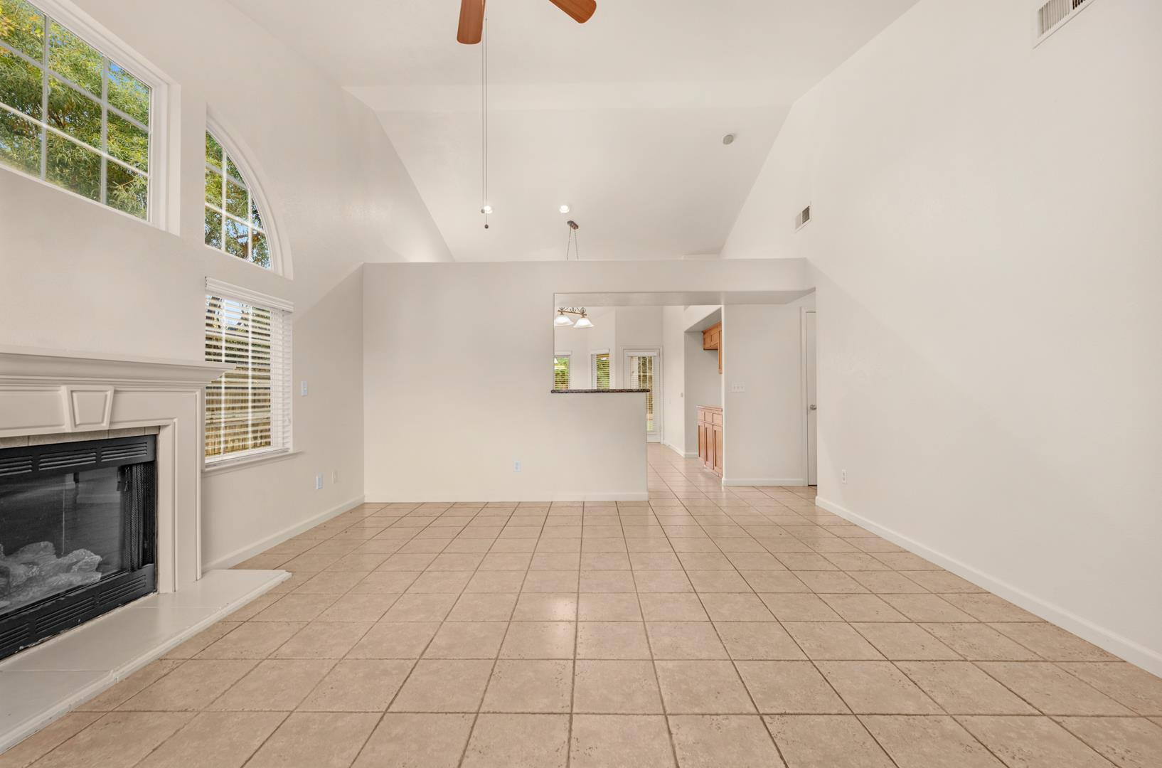 239 N Timmy Ave, photo 12