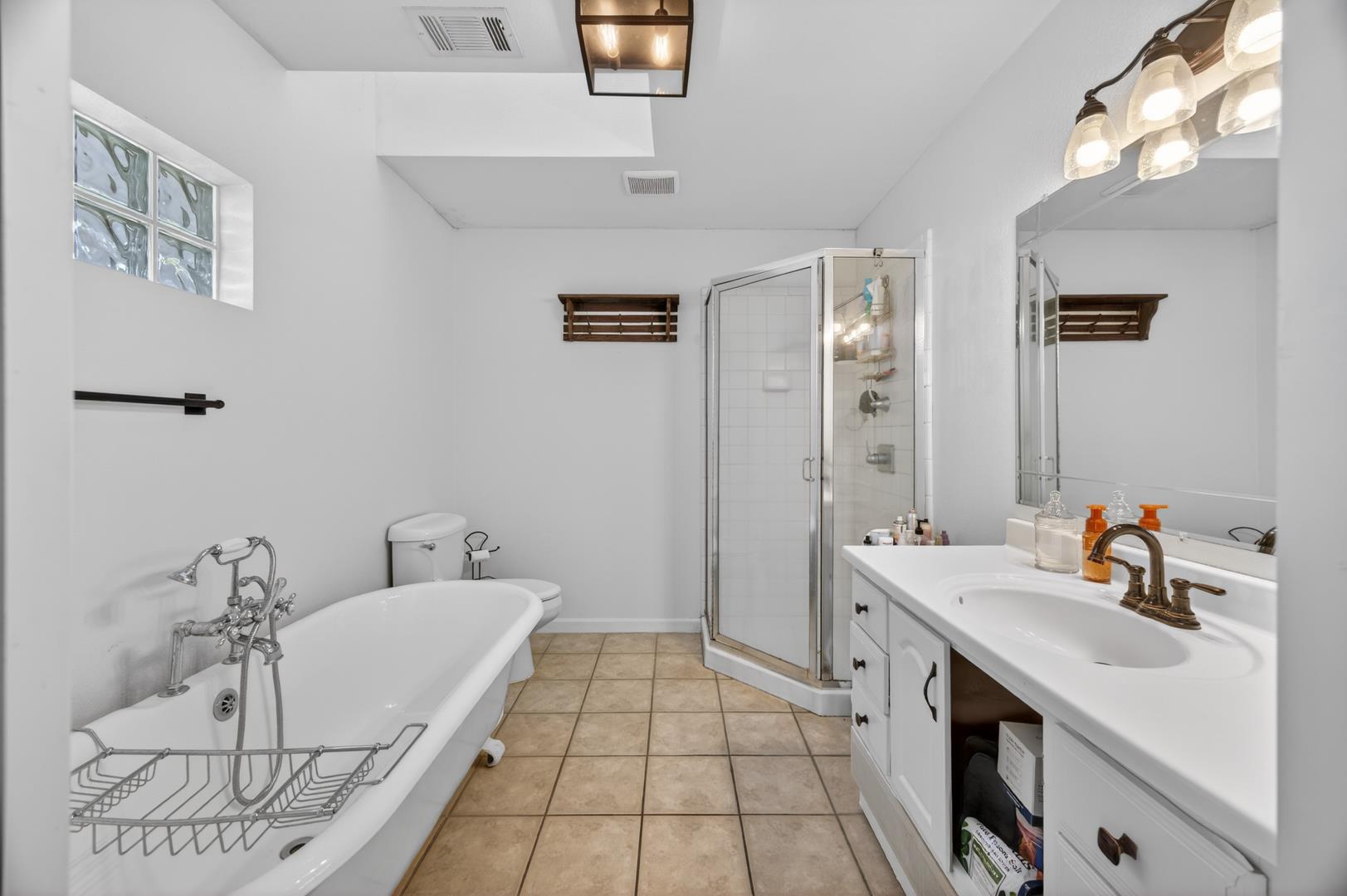 35073 Auberry Rd, photo 54