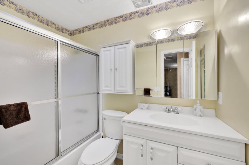 Photo 19 of 570 Cody Dr, Orange Park, FL 32073, photographed by Megapixeler