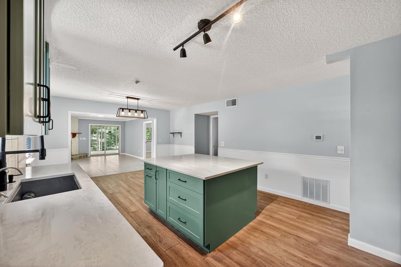 Photo 26 of 10657 Coleman Rd, Jacksonville, FL 32257, photographed by Megapixeler