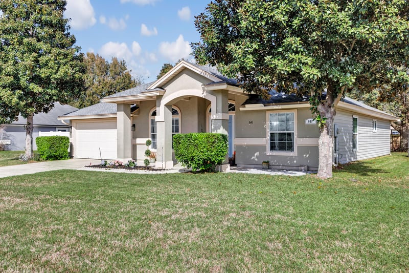 Photo 3 of 641 Lookout Lakes Dr, Jacksonville, FL 32220, photographed by Megapixeler
