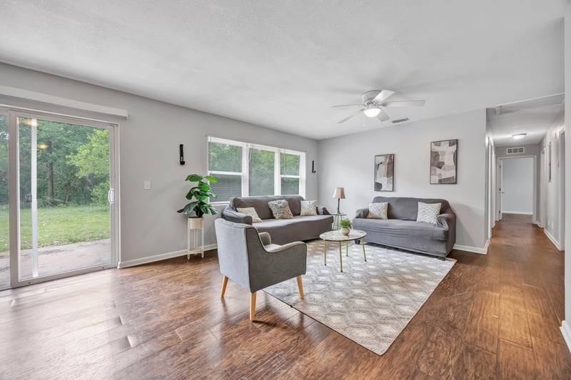 Photo 9 of 8390 Scottish Ct, Jacksonville, FL 32244, photographed by Megapixeler