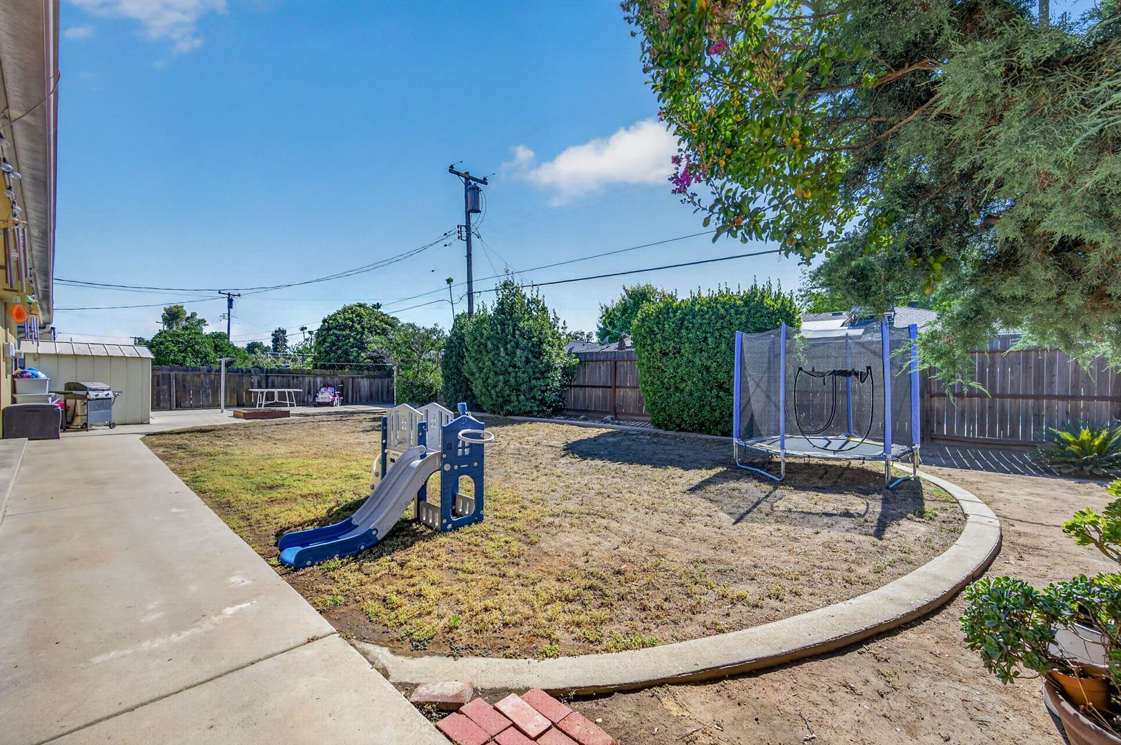 5521 N Callisch Ave, photo 51