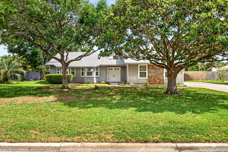 Photo 1 of 622 Valley Forge Rd N, Neptune Beach, FL 32266, photographed by Megapixeler