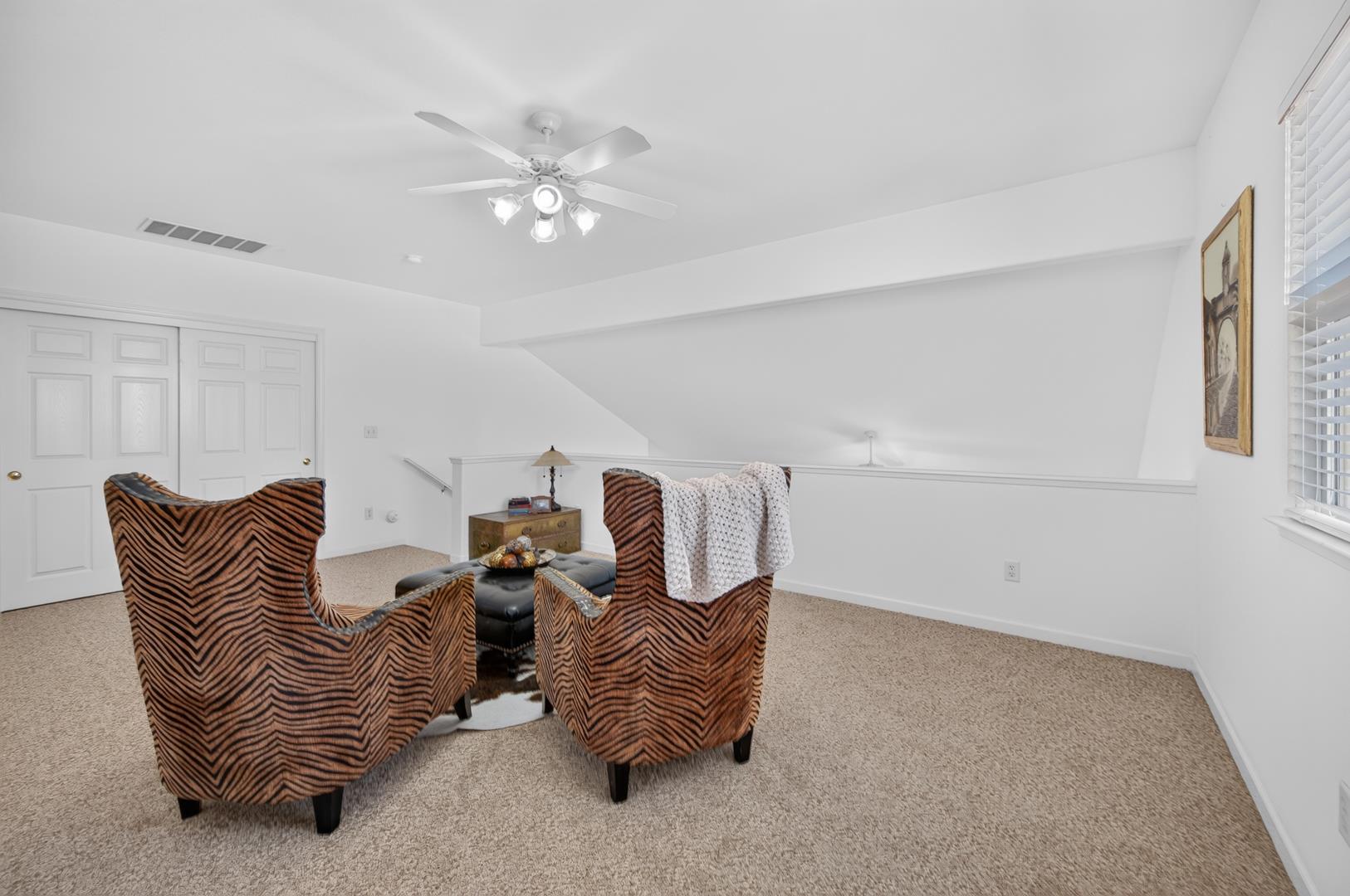 337 Village Dr, photo 76