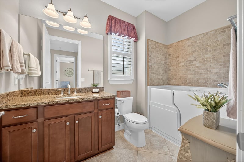 Bathroom 2 at 11736 Surfbird Cir, Jacksonville, FL 32256