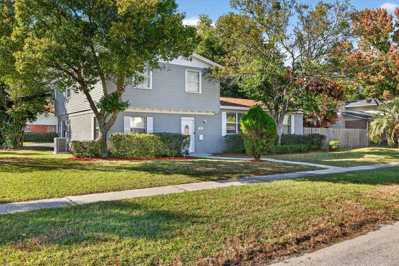 Photo 1 of 1808 Starwan Rd E, Jacksonville, FL 32211, photographed by Megapixeler