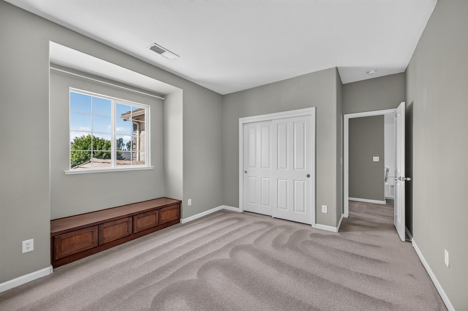 1114 E Oakmont Ave, photo 52
