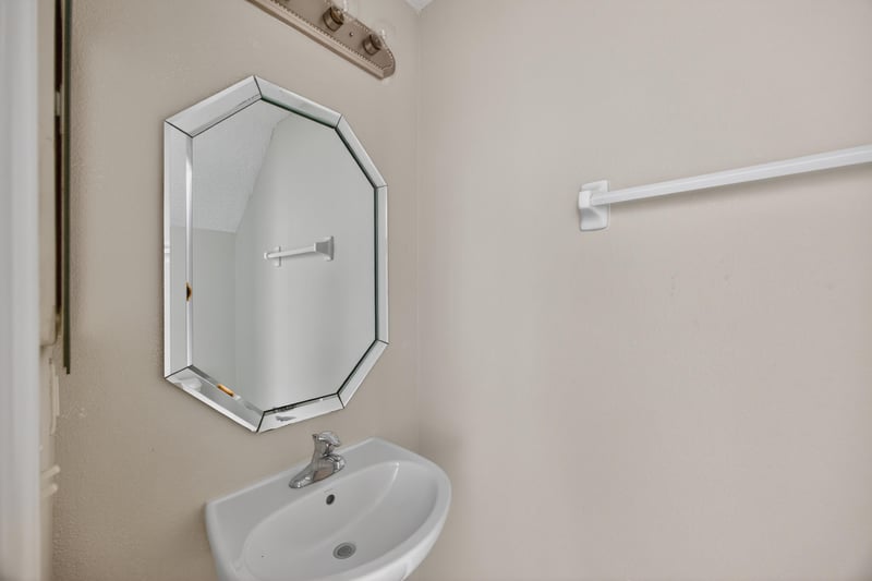 Half Bath at 3730 Creswick Cir unit h, Orange Park, FL 32065