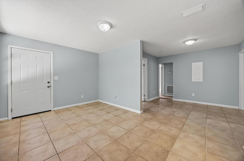 Photo 10 of 1011 Glencarin St, Jacksonville, FL 32208, photographed by Megapixeler