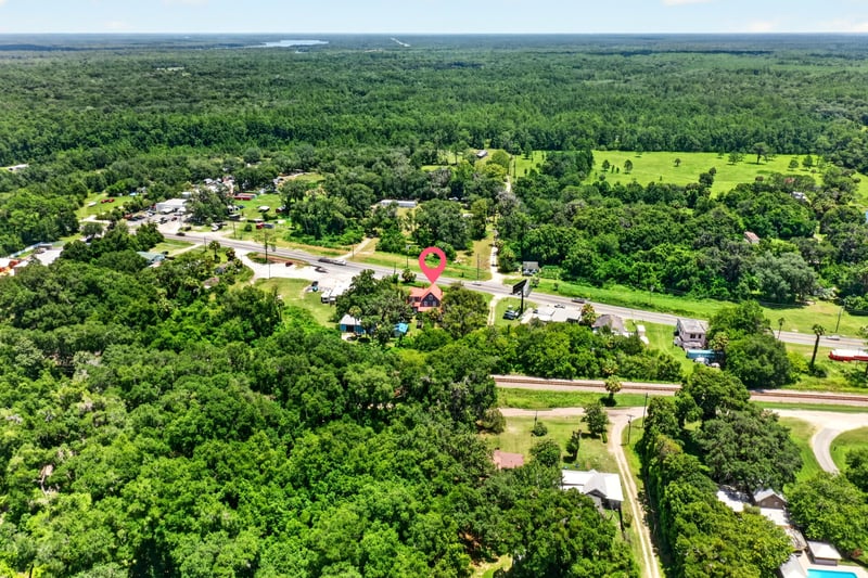 Aerial view of the wooded surrounding area in Satsuma, FL